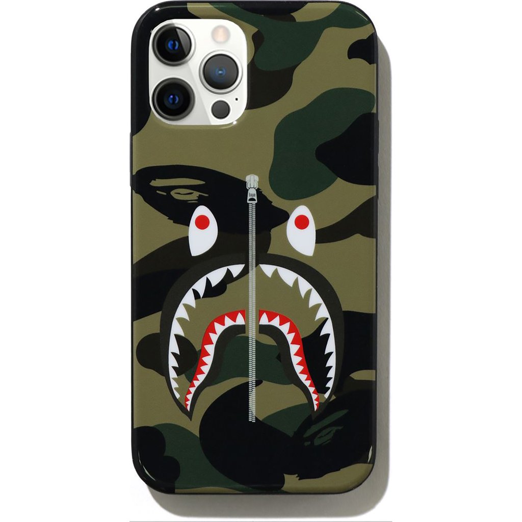 Pre-owned Bape 1st Camo Shark Iphone 12/12 Pro Case Green