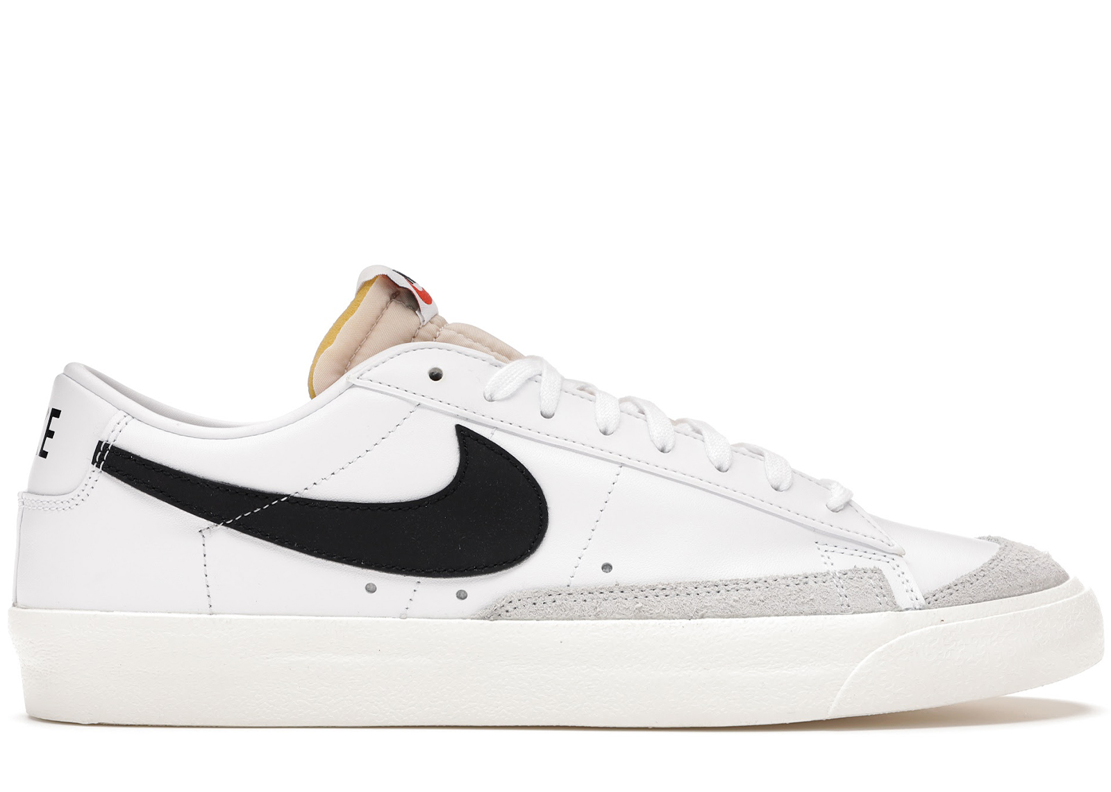 nike blazer low vintage white