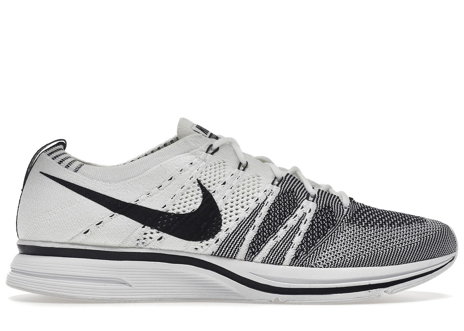 flyknit trainer white and black